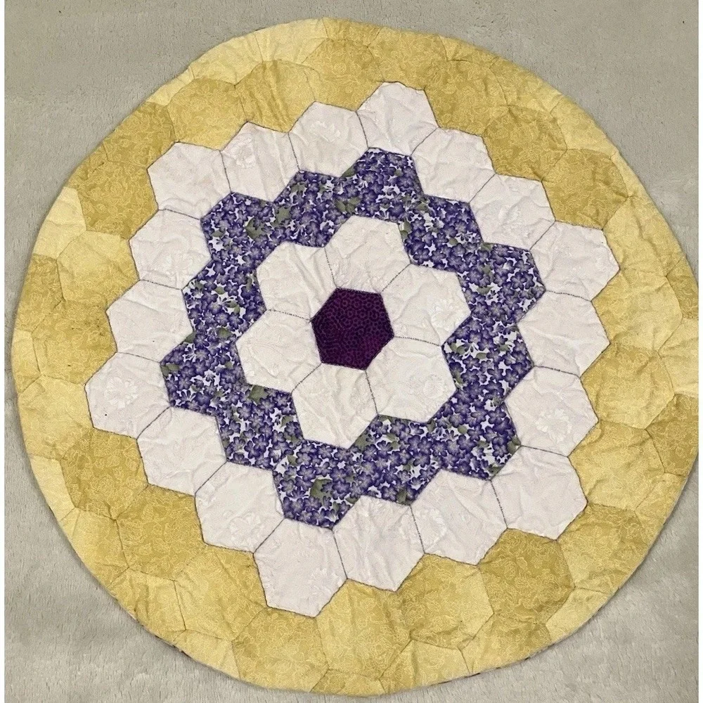 Handmade Quilted Circular Purple Flower Fabric Trivet Centerpiece Mat Country
